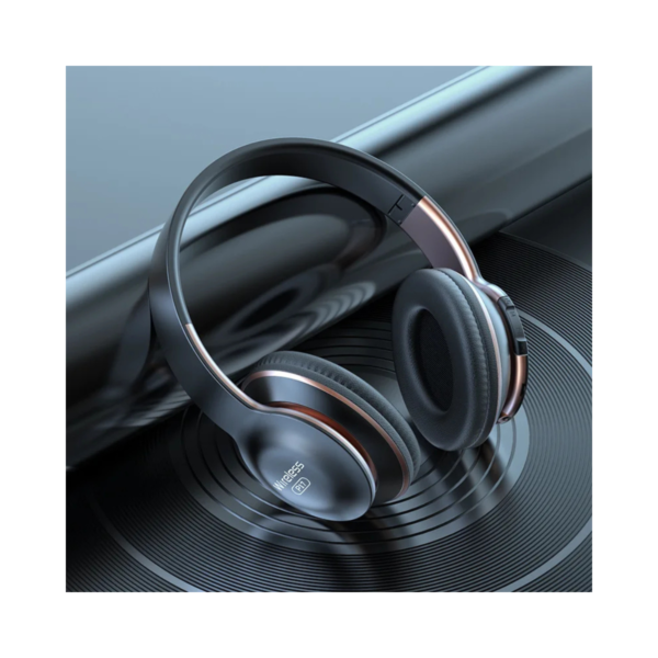 Auriculares Bluetooth Deportivos P17 - IPX7, Sonido Estéreo, Micrófono - Image 4